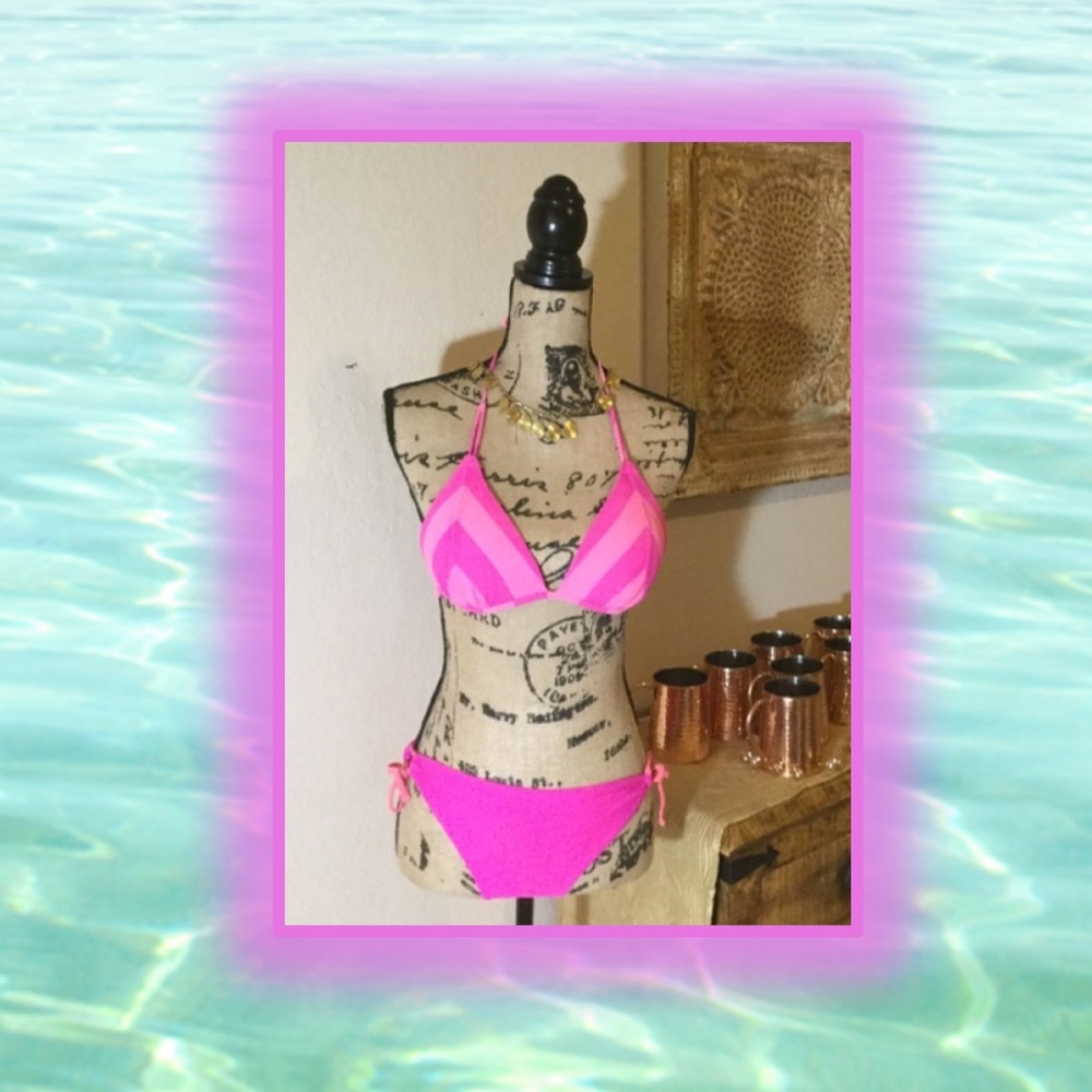 Bundle Pink Stripped Push-Up Bikini + blk bottoms